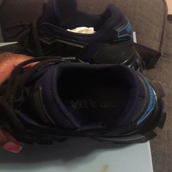 PRADA THUNDER CLOUDS,size 40 - Picture 1 of 6